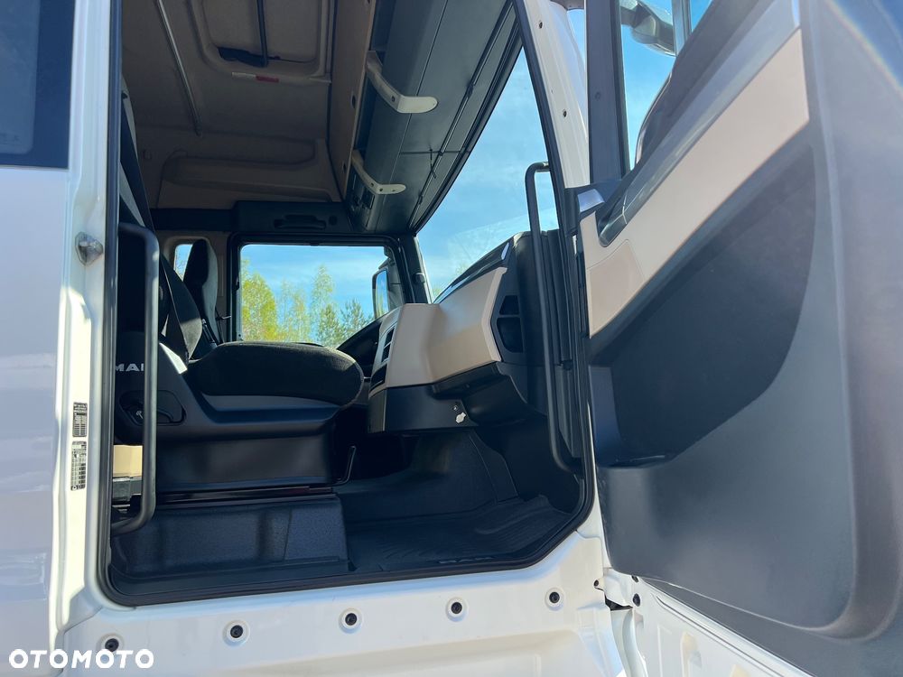 MAN TGX 18.470 AUTOMAT/DWA ZBIORNIKI - 24