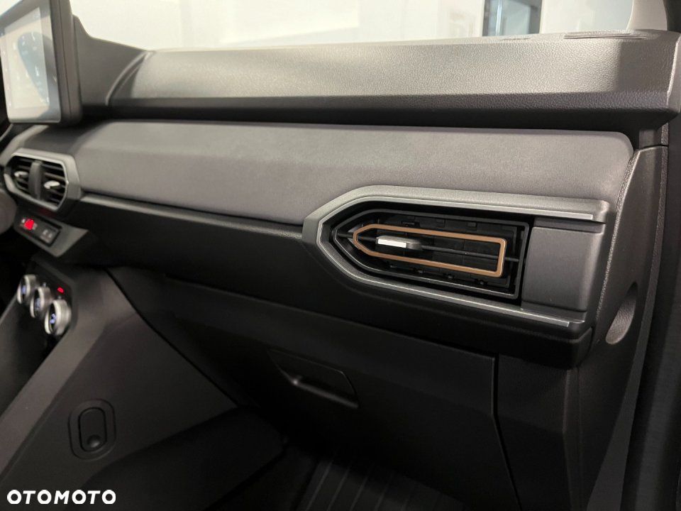 Dacia Sandero - 12