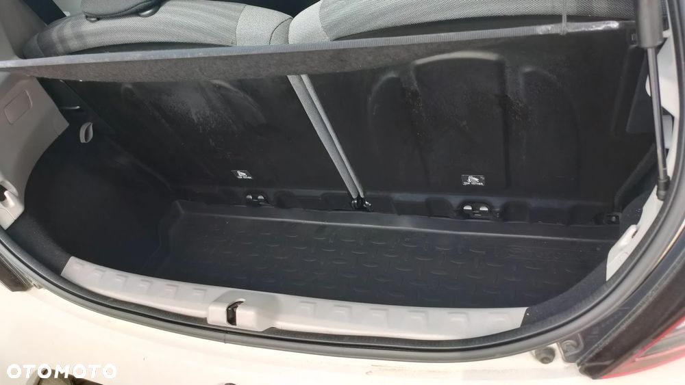 Toyota Aygo x-trend - 10