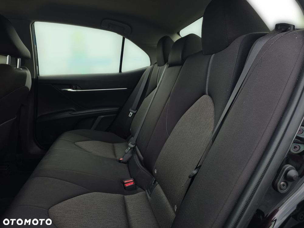 Toyota Camry 2.5 Hybrid Comfort CVT - 14