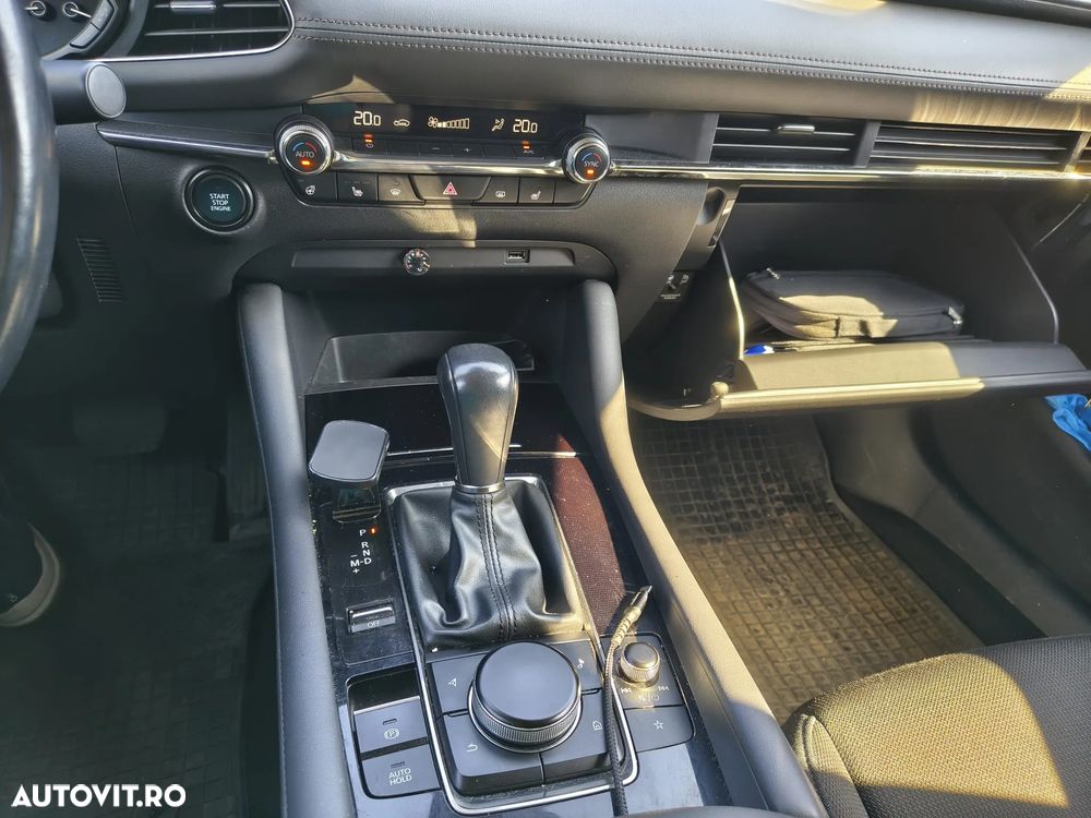 Mazda 3 G122 AT - 8