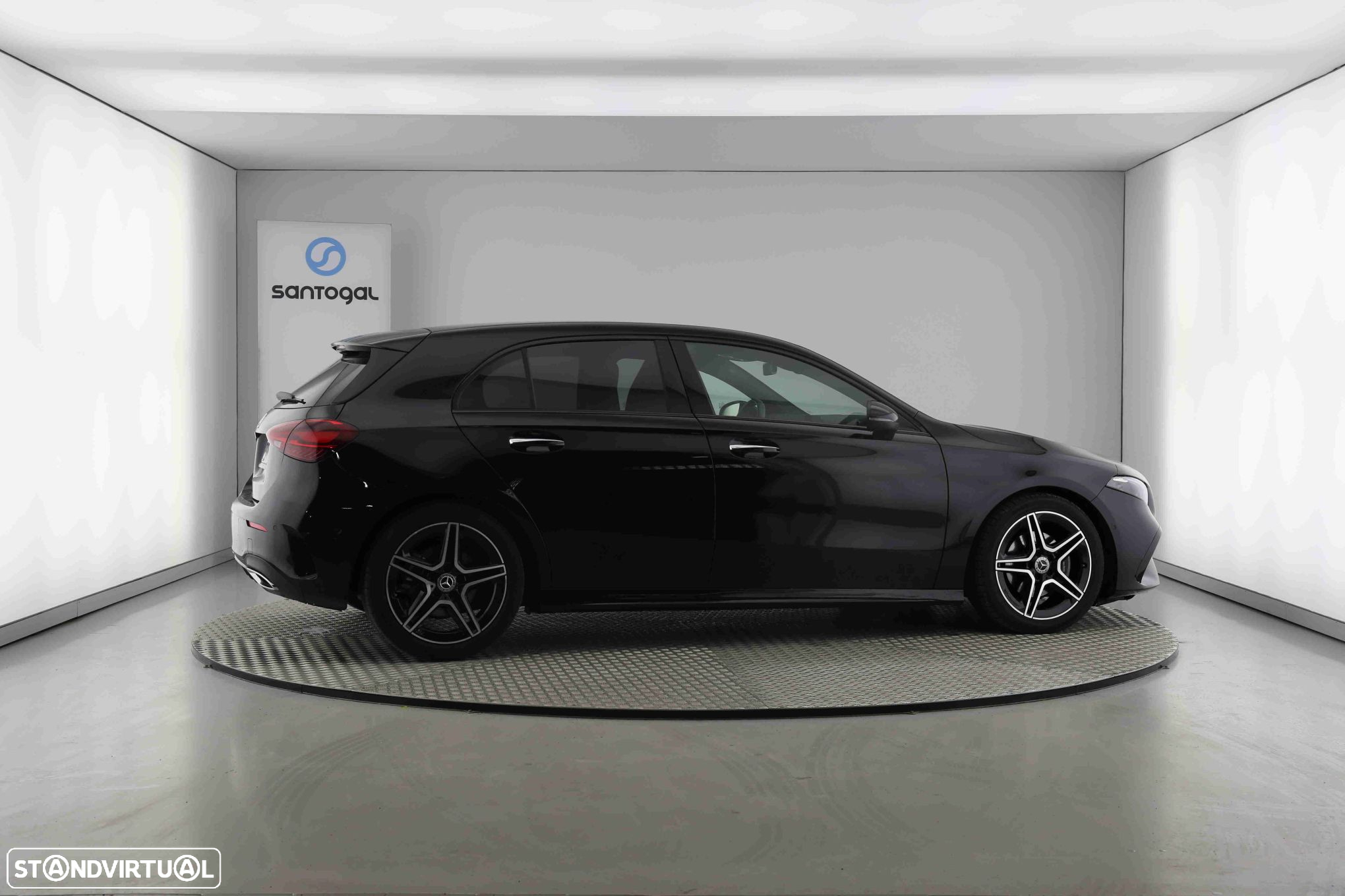 Mercedes-Benz A 200 AMG Line Aut. - 3