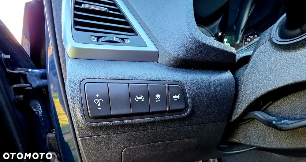 Hyundai Tucson 1.7 CRDI BlueDrive Premium 2WD DCT - 21