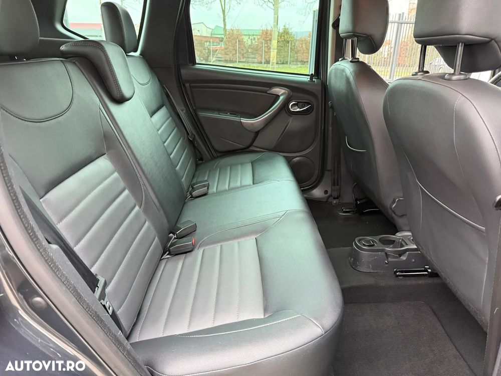 Dacia Duster dCi 110 FAP 4x2 Prestige - 8