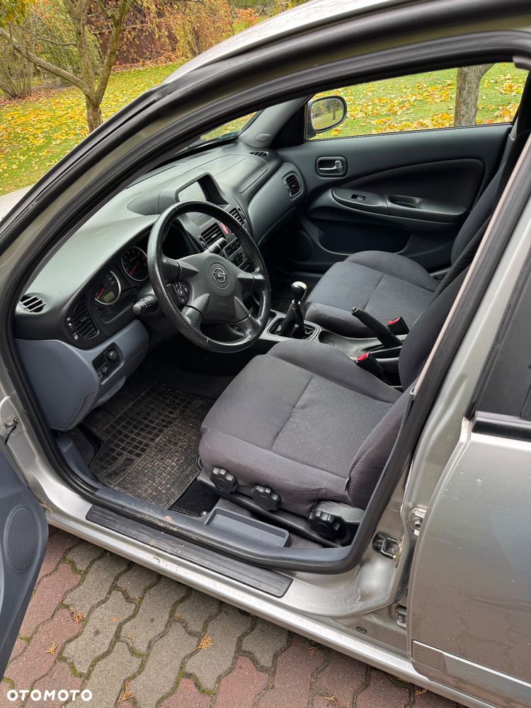 Nissan Almera II 1.5 Visia - 11
