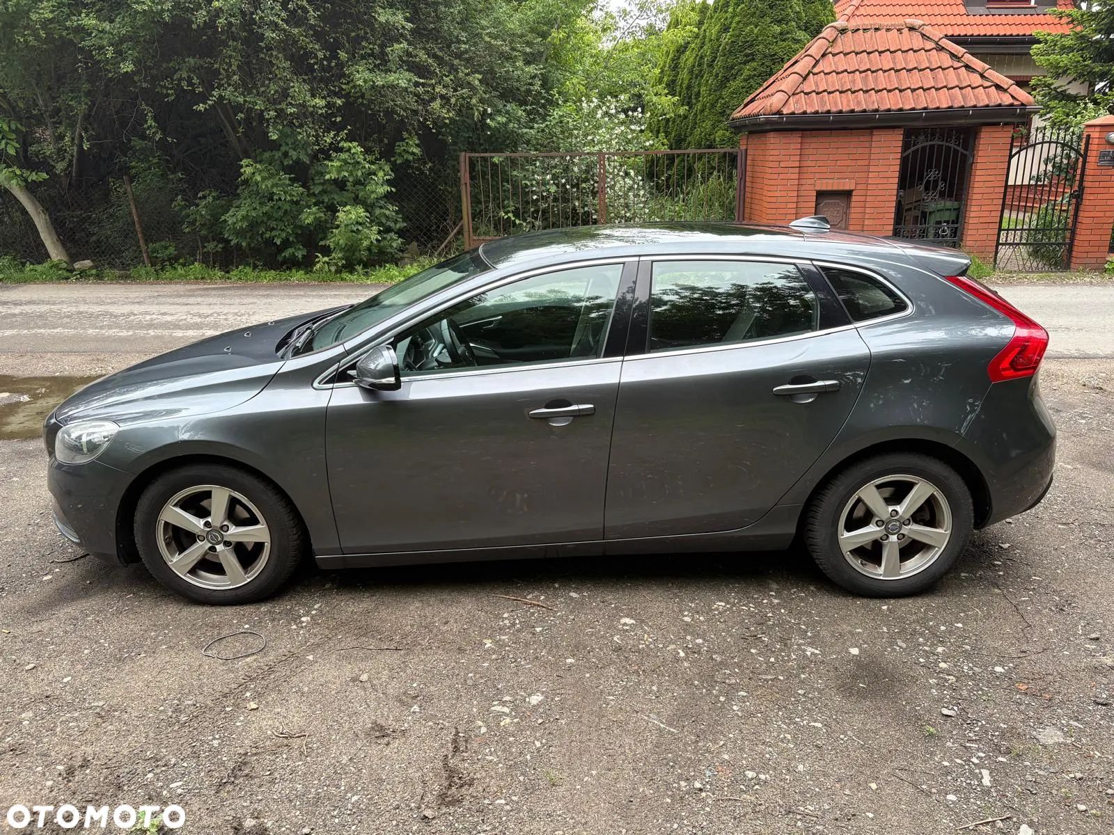 Volvo V40 D2 Summum - 1