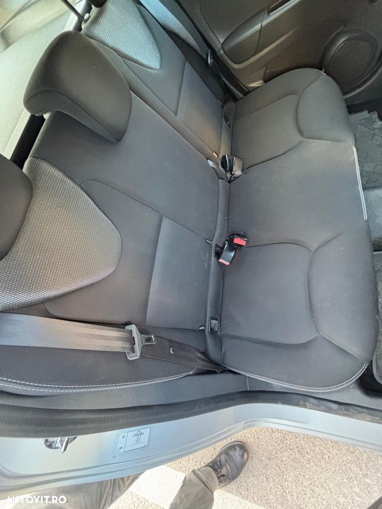 Renault Clio 1.5 dCi Life - 12