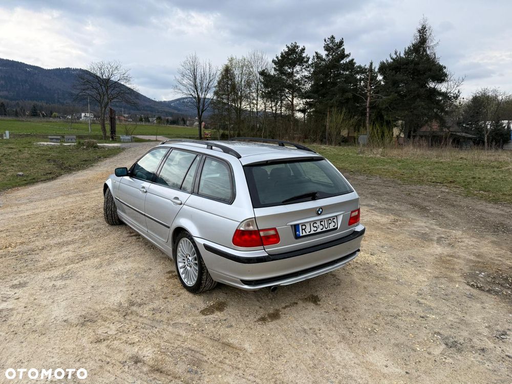 BMW Seria 3 330ix - 4