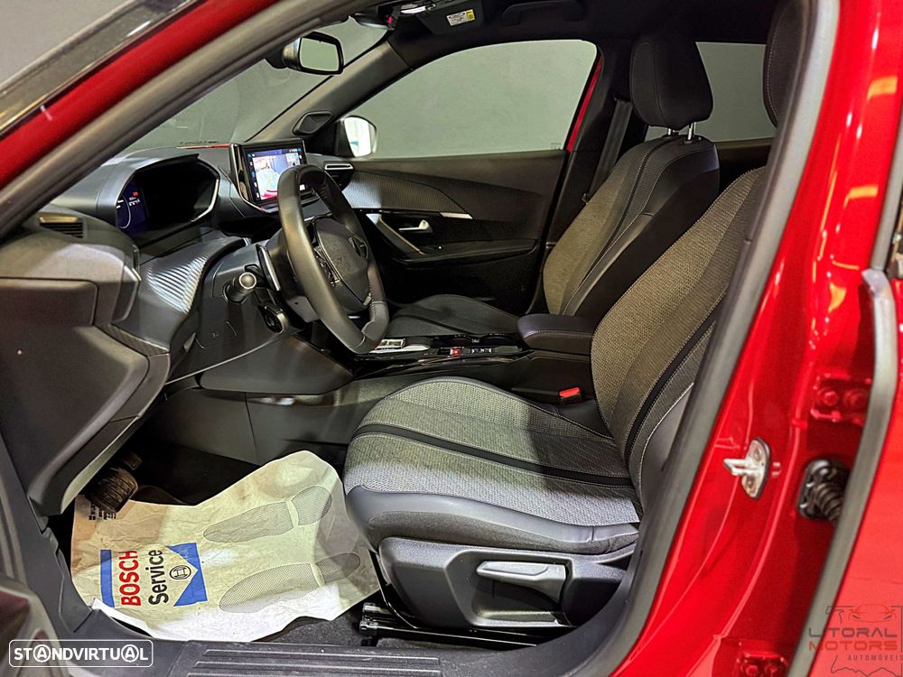 Peugeot 2008 1.2 PureTech Allure Pack EAT8 - 14