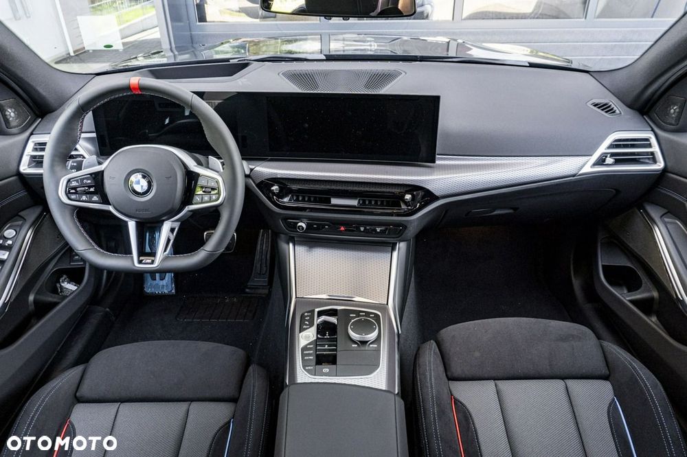 BMW Seria 3 M340i xDrive - 18