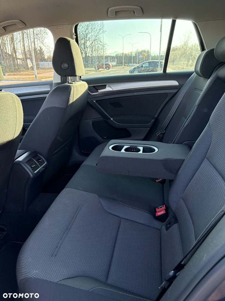 Volkswagen Golf 1.6 TDI DPF BlueMotion Technology Comfortline - 15