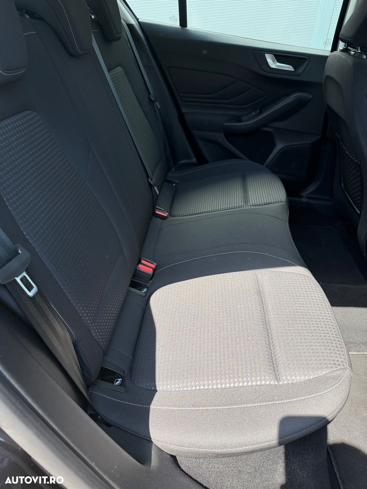 Ford Focus 1.0 EcoBoost Trend Edition - 10