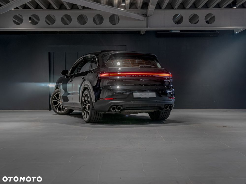 Porsche Cayenne - 3