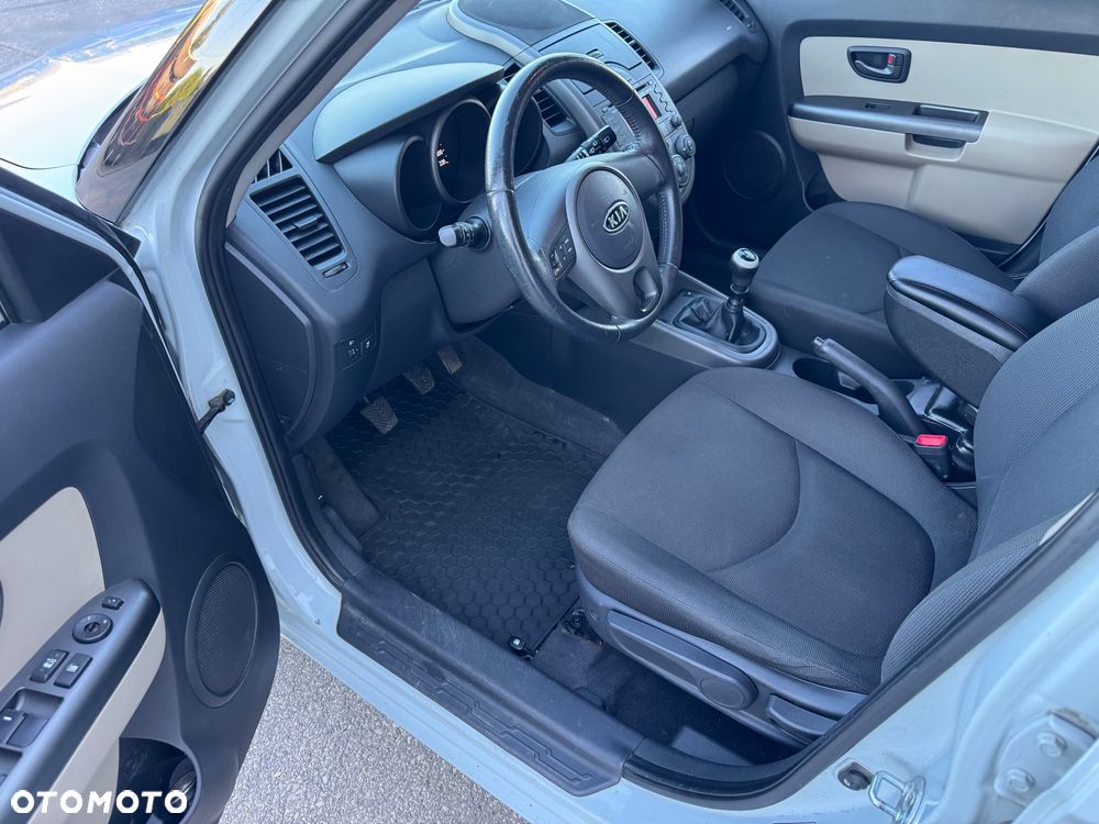 Kia Soul 1.6 XL EU5 - 24