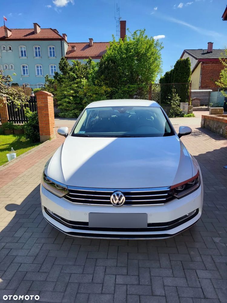 Volkswagen Passat 1.8 TSI BMT Highline - 12