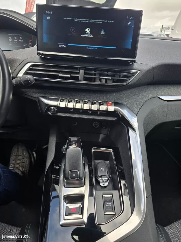 Peugeot 5008 1.5 BlueHDi Allure Pack EAT8 - 19