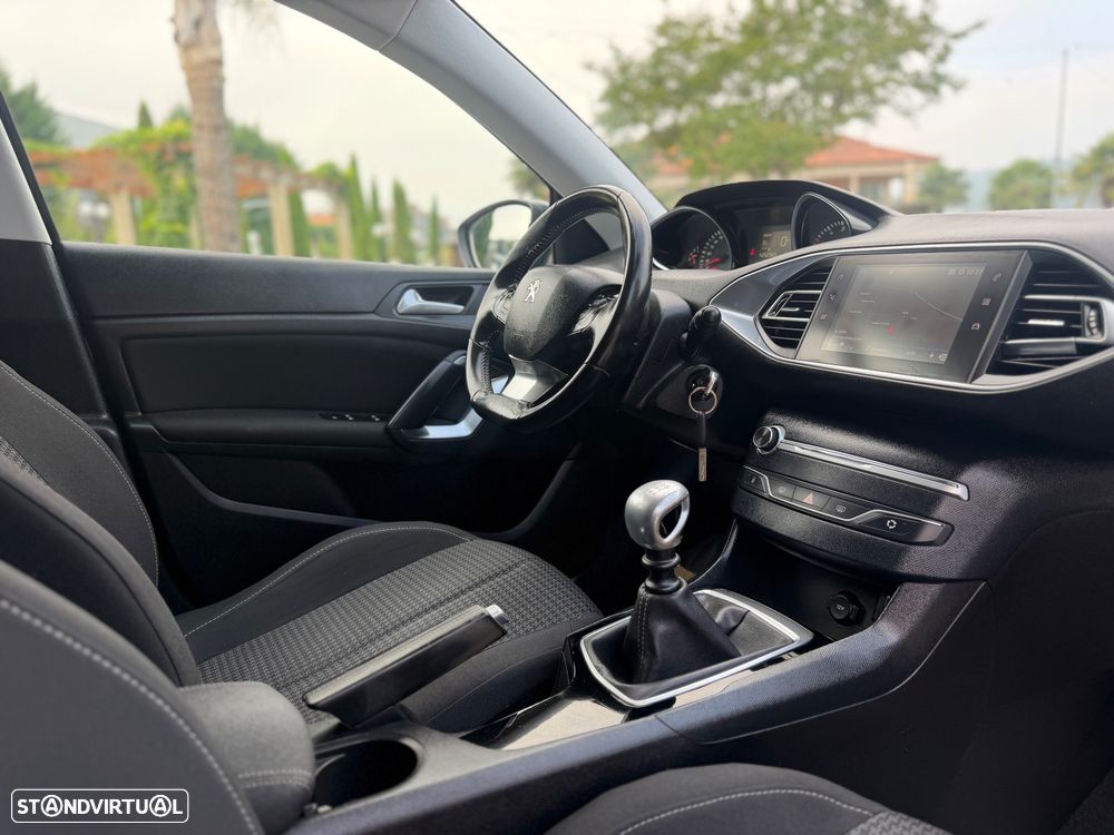 Peugeot 308 BlueHDi FAP 120 Stop & Start Allure - 24