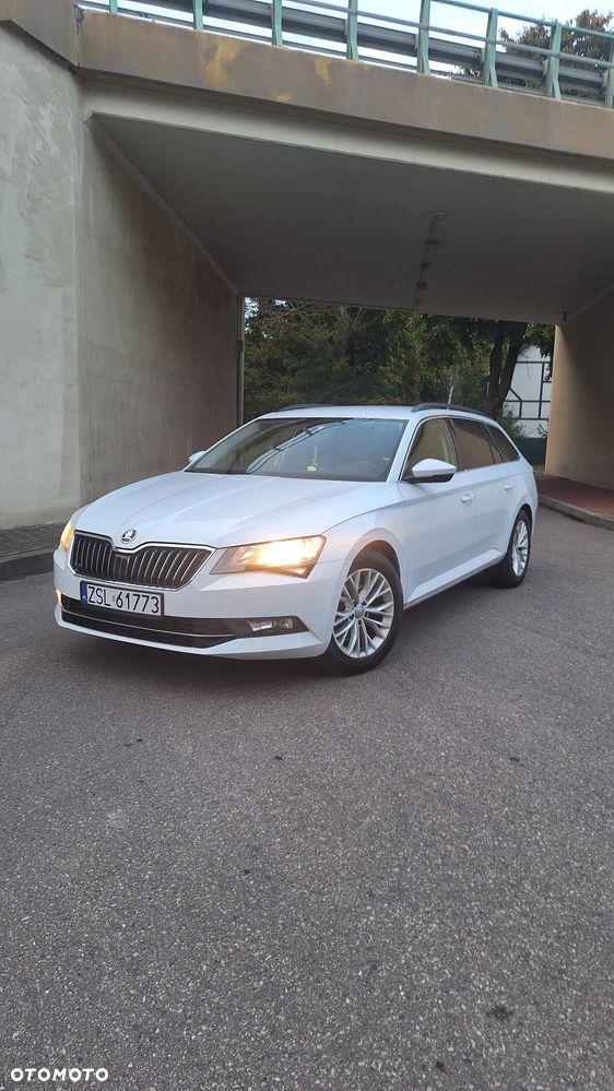 Skoda Superb 1.6 TDI Style - 1