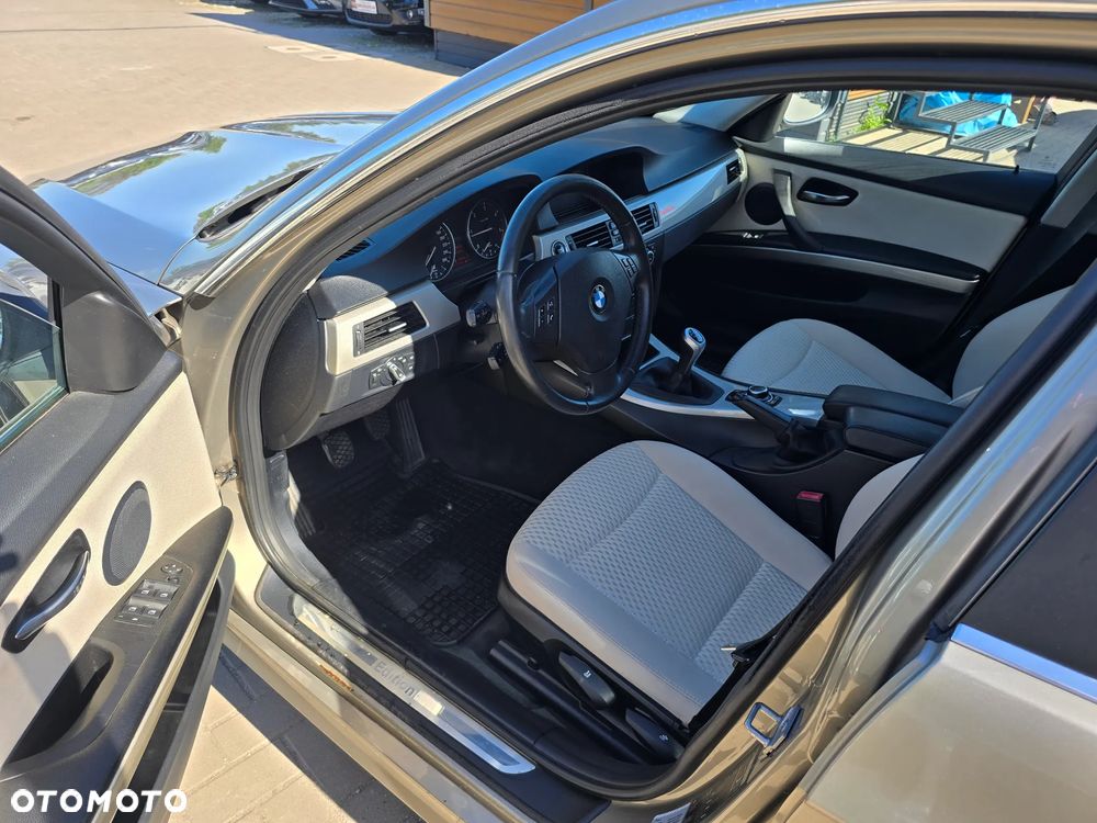 BMW Seria 3 - 9