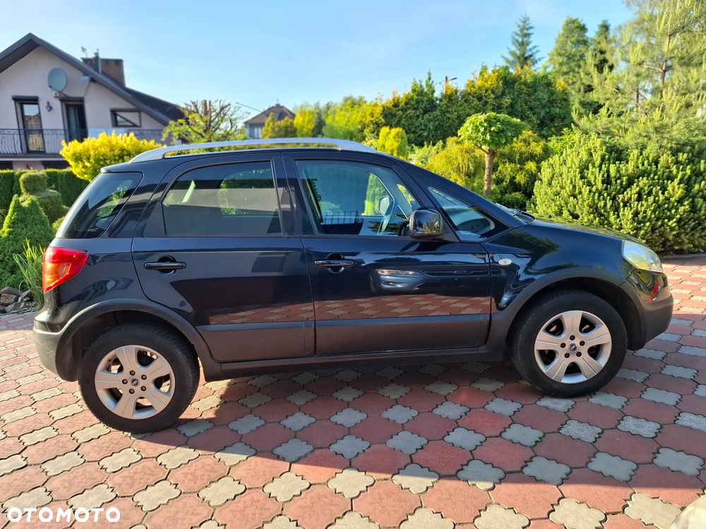 Fiat Sedici 1.6 16V 4x4 Luxury - 6