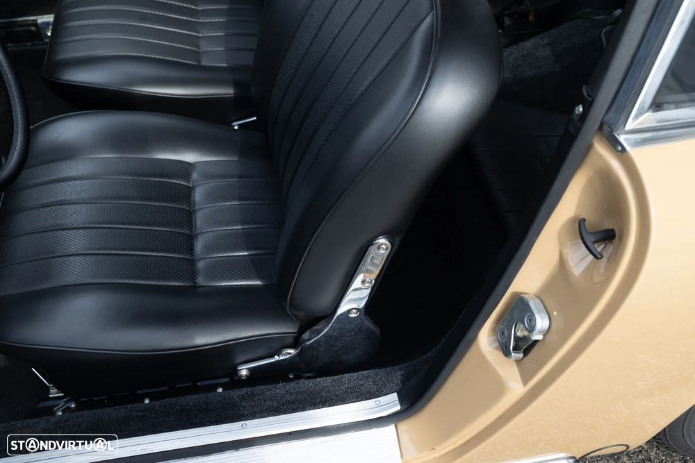 Porsche 911 Série F - 20