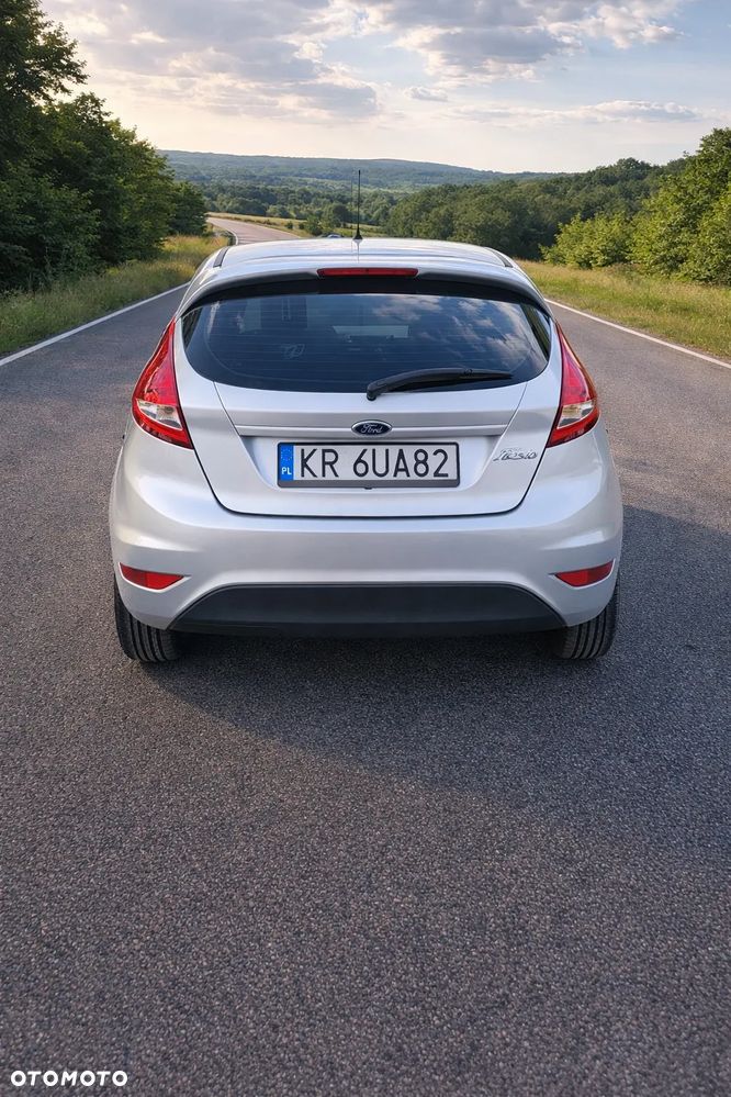 Ford Fiesta 2012 photo 3