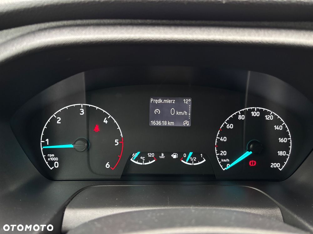 Ford Tourneo Custom 2.0 EcoBlue L2 Titanium - 20