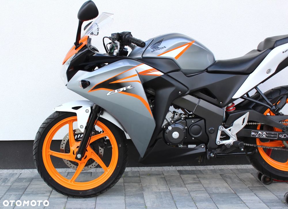 Honda CBR - 7
