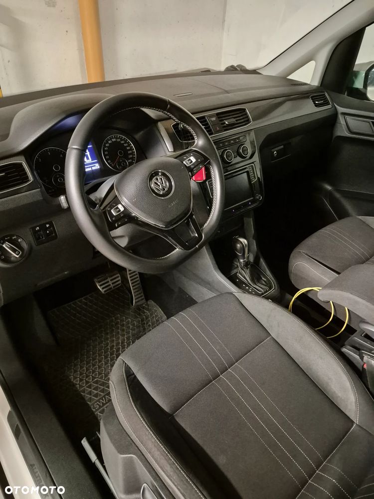 Volkswagen Caddy 2.0 TDI Alltrack DSG - 9