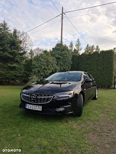 Opel Insignia - 1