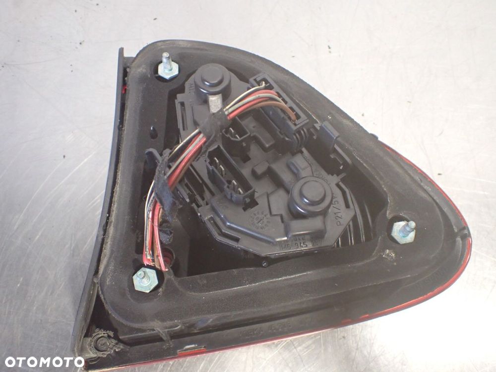 LAMPA LEWA TYLNA SEAT LEON 1.6 - 3
