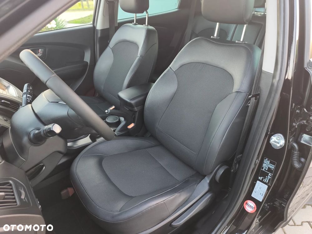 Hyundai ix35 1.6 2WD blue Style - 15