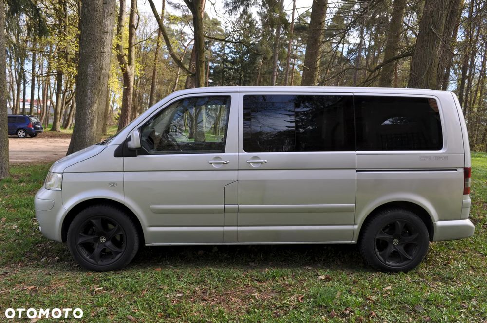 Volkswagen Multivan - 9
