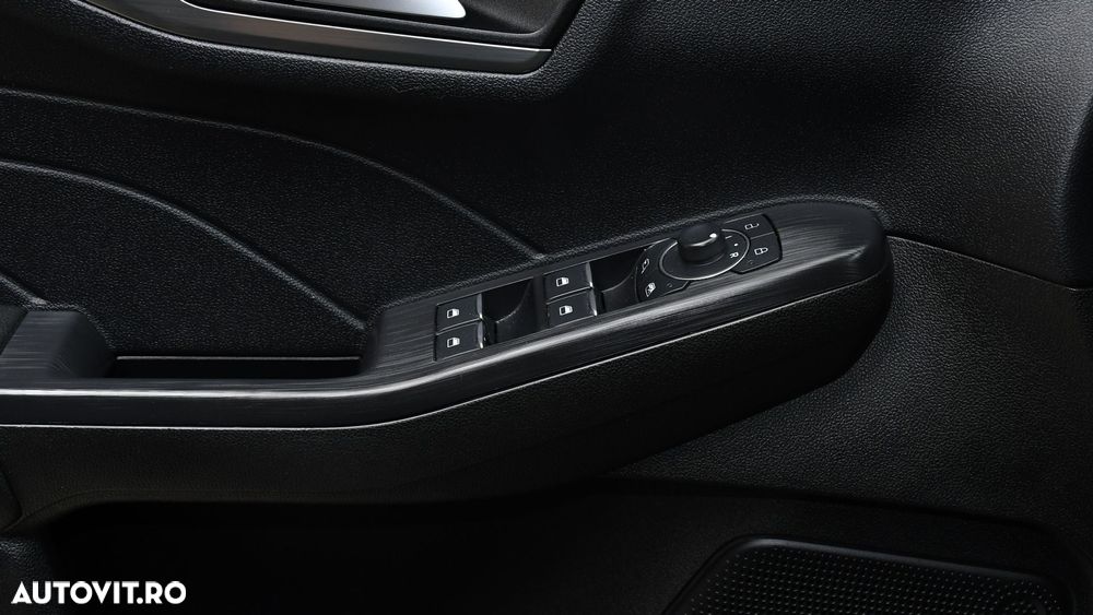 Ford Kuga - 27