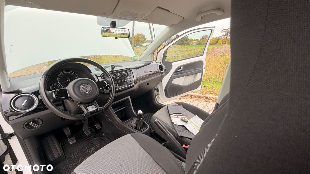 Volkswagen up! - 9