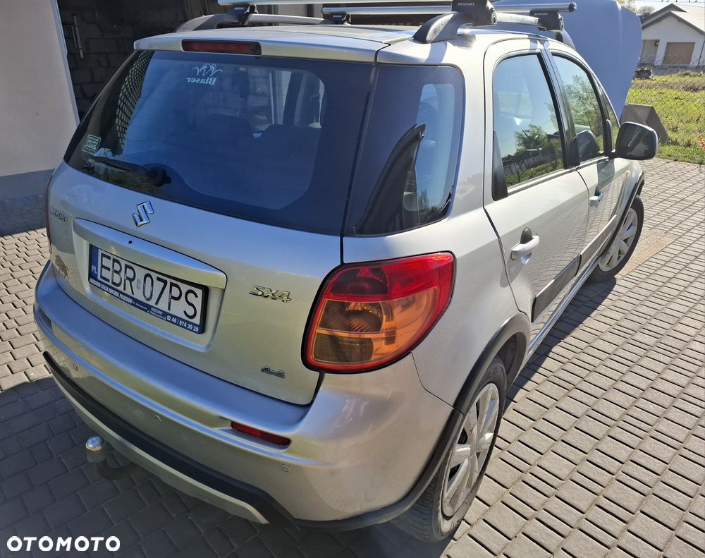 Suzuki SX4 - 4