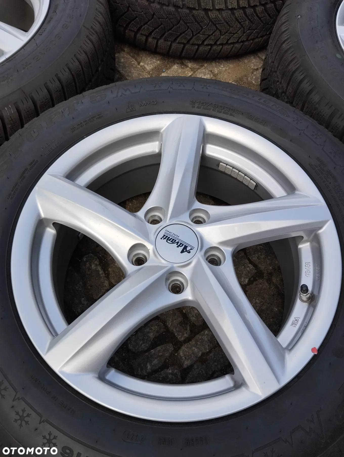 Koła zimowe do VW Passat B8 16'' 215 60 Dunlop 7J ET45 - 3