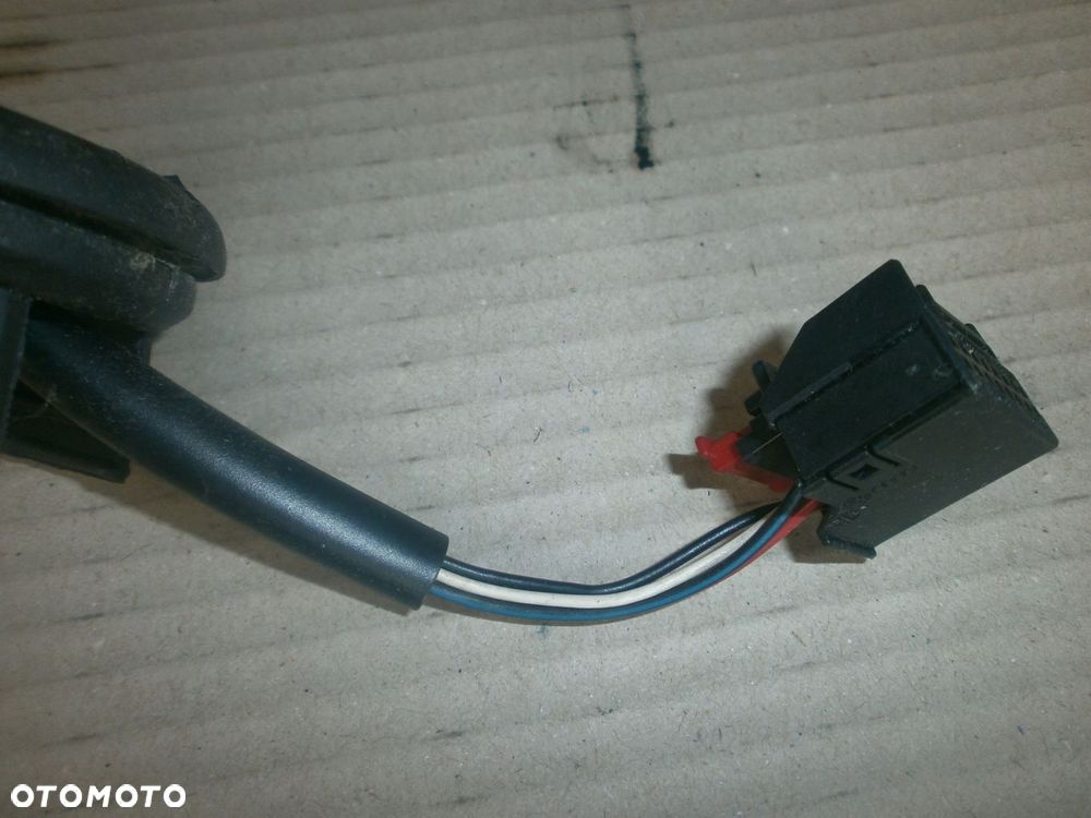 LUSTERKO ZEWNĘTRZNE PRAWE AUDI A3 8P SPORT BACK 5 PIN CZARNE - 3