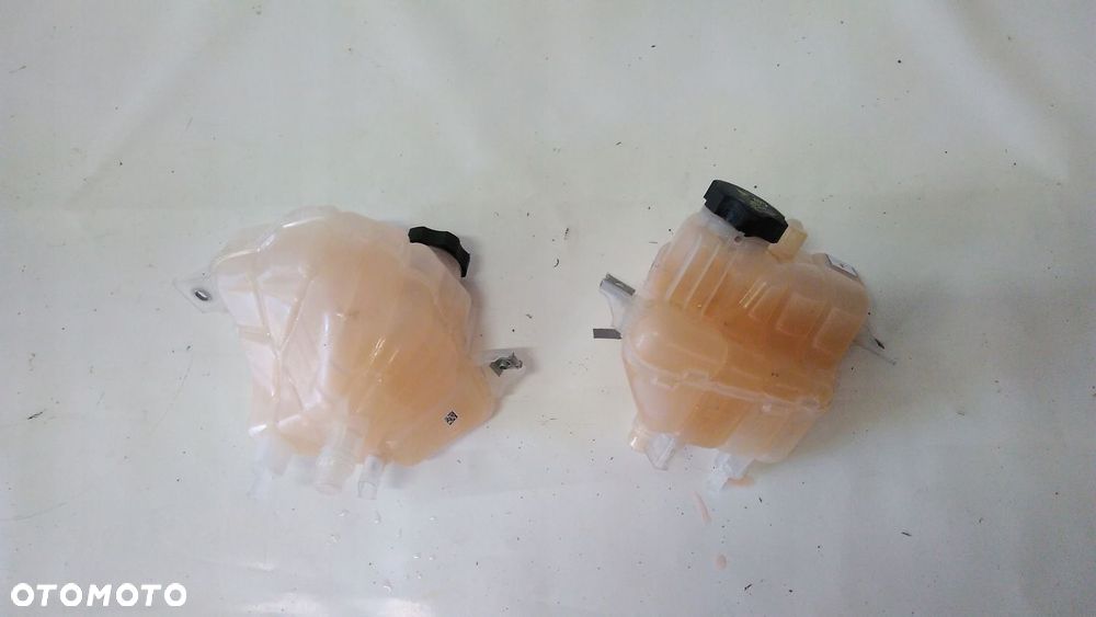 ALFA ROMEO STELVIO ZBIORNIK WYRÓWNAWCZY - 1