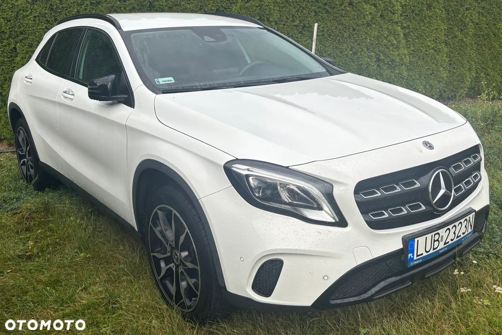 Mercedes-Benz GLA - 1