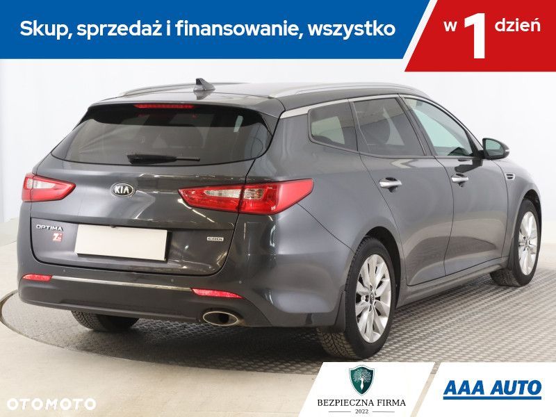 Kia Optima - 7