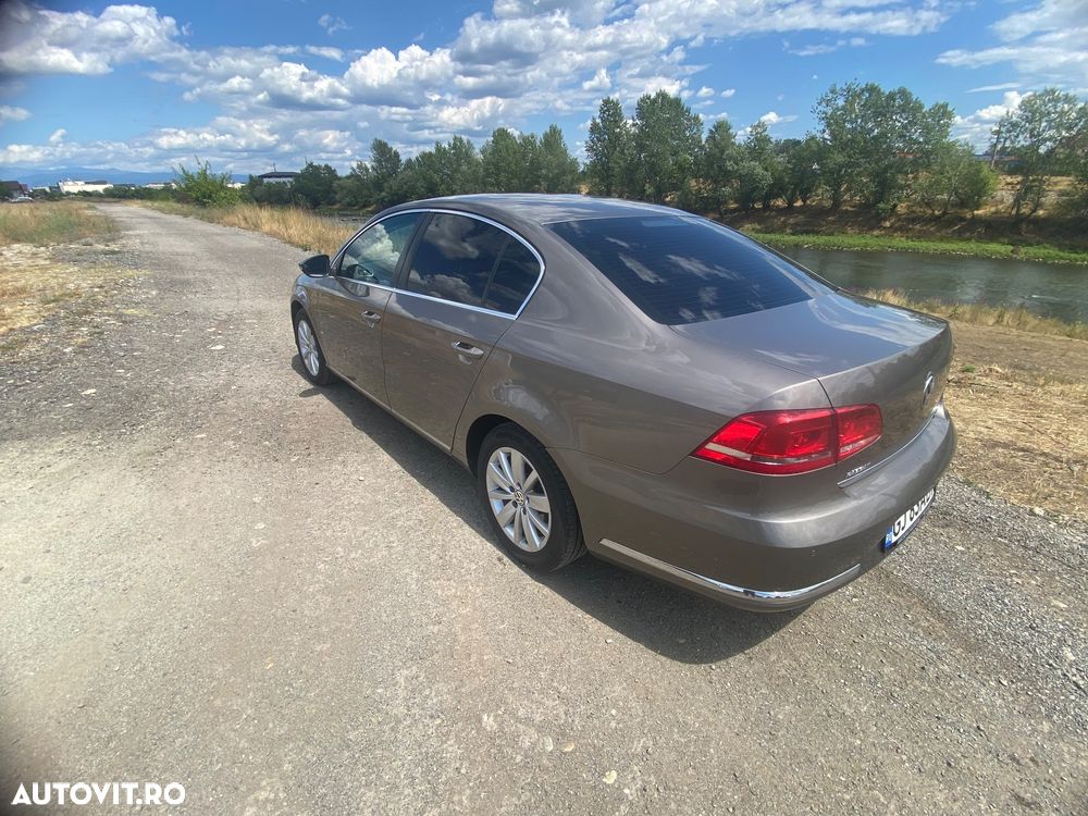 Volkswagen Passat Variant 2.0 TDI BlueMotion Technology Exclusive - 1