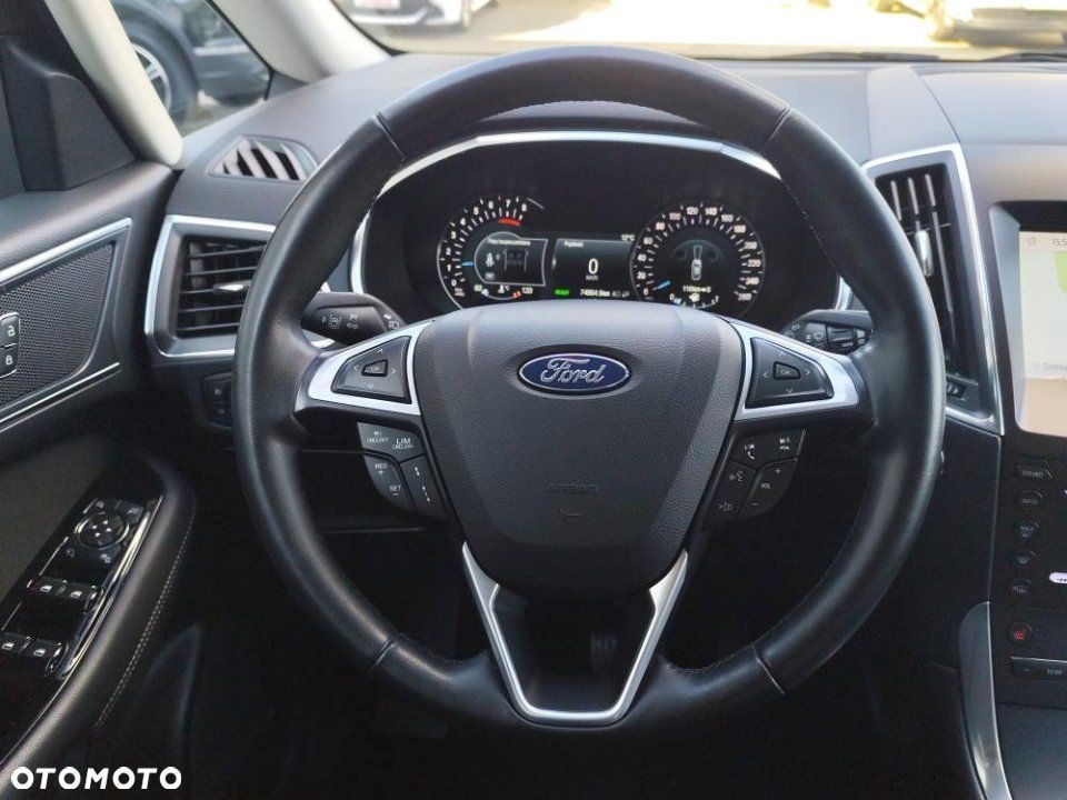 Ford S-Max - 16