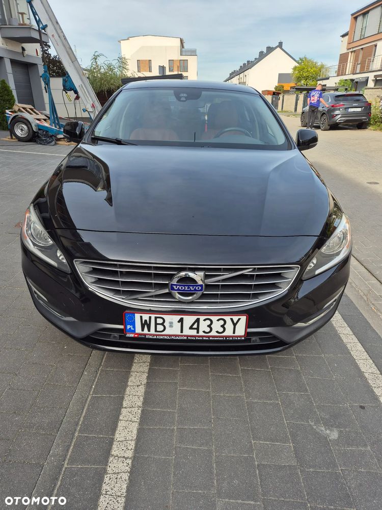 Volvo S60 T5 Drive-E R-Design Momentum - 3