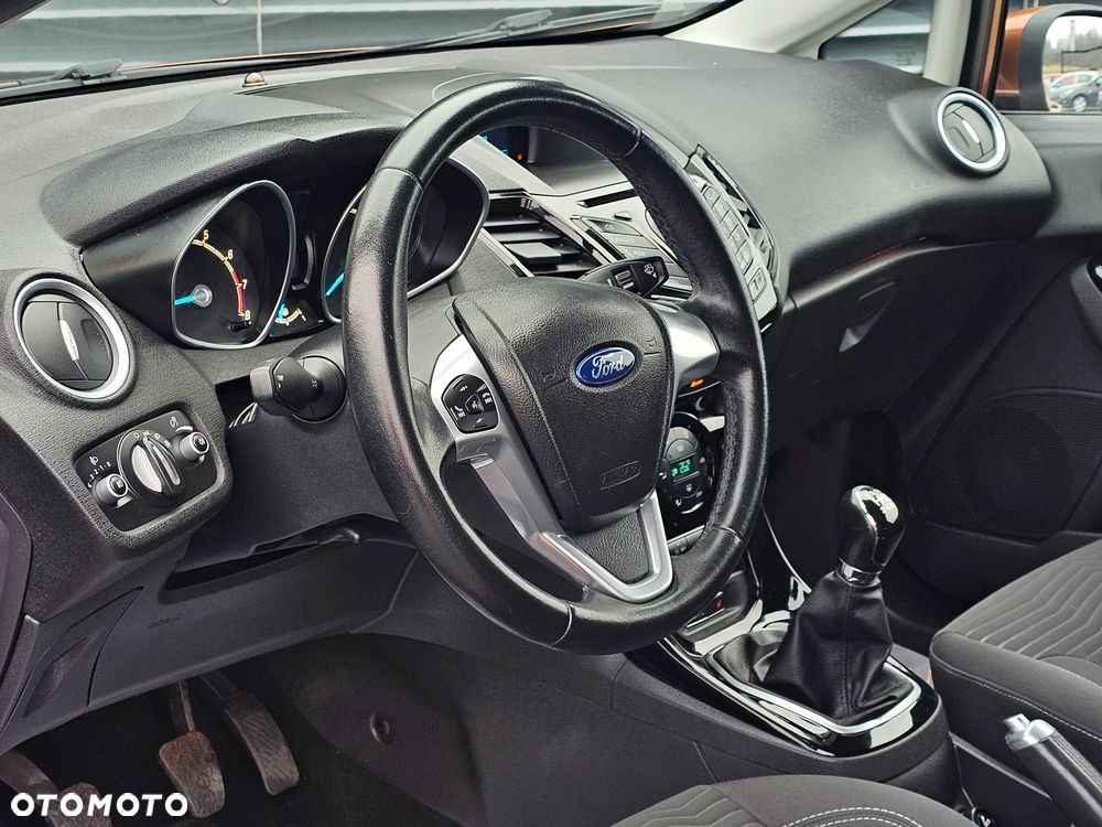 Ford Fiesta 1.0 EcoBoost Titanium - 10