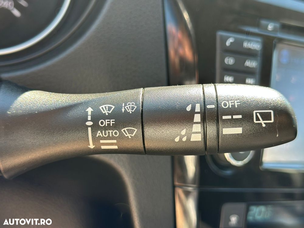 Nissan Qashqai 1.5 DCI Start/Stop N-Connecta - 27