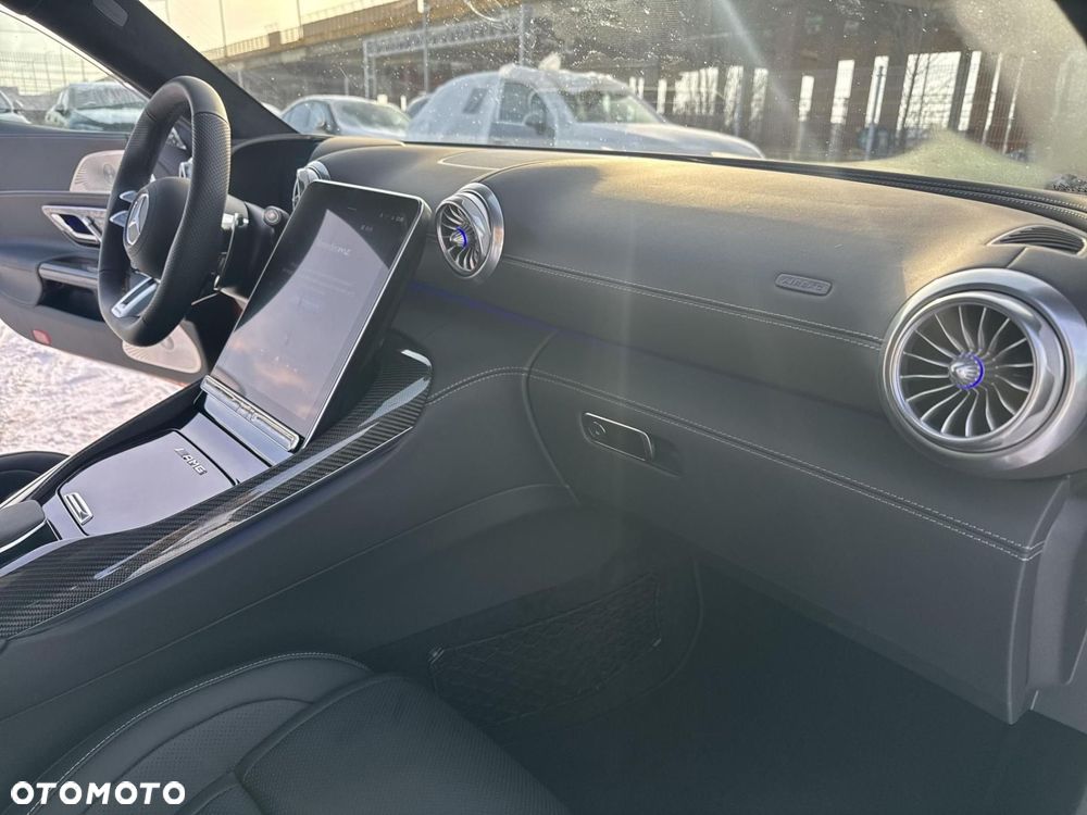 Mercedes-Benz AMG GT - 20