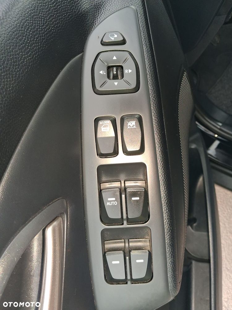 Hyundai ix35 - 12