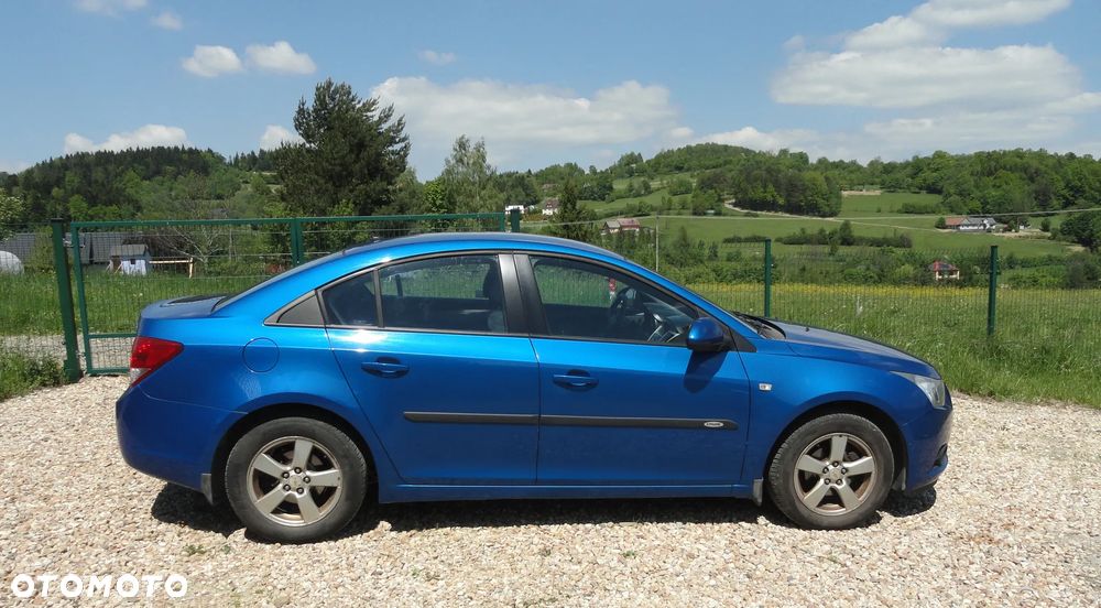 Chevrolet Cruze 1.8 LT+ - 1