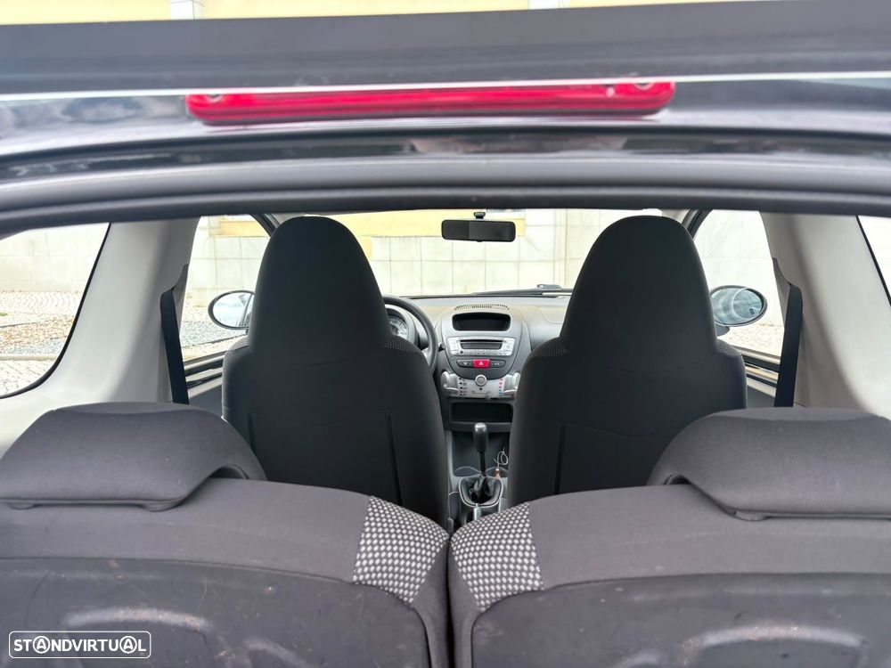 Toyota Aygo City - 8